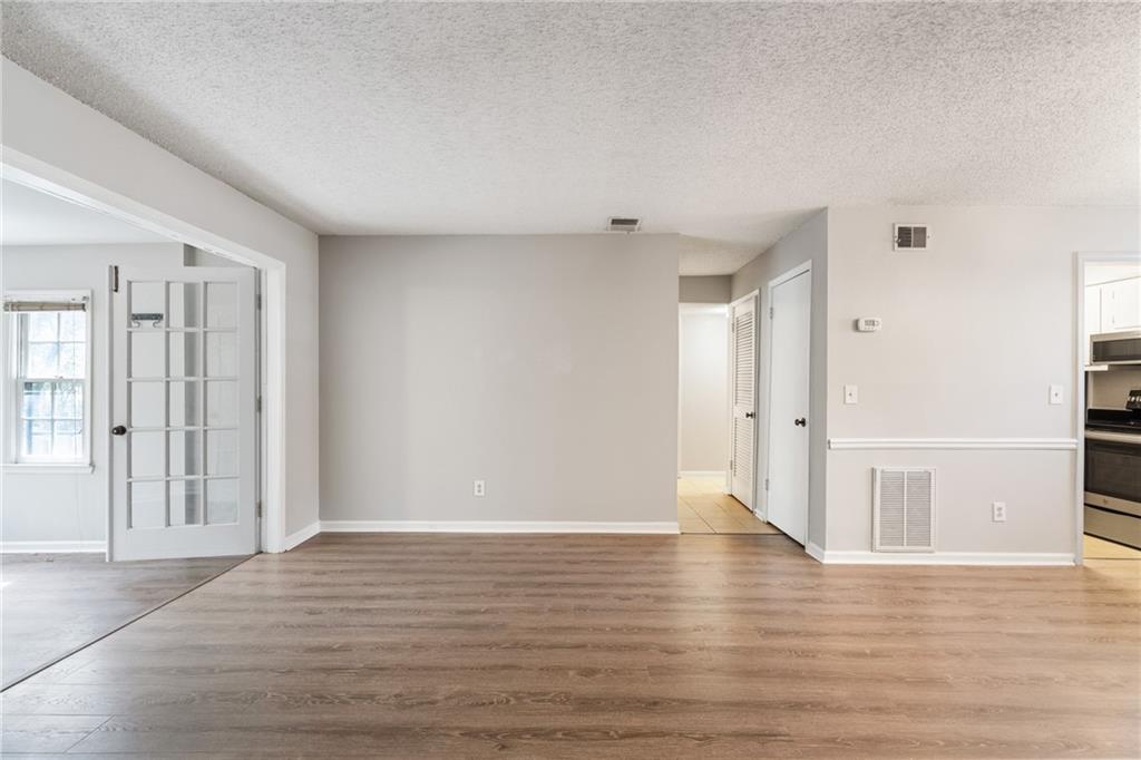 50 Monet Court NW