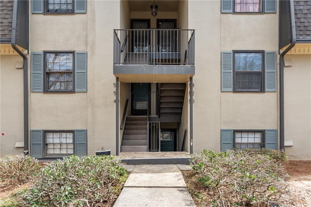 50 Monet Court NW