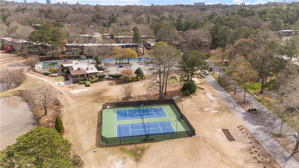 50 Monet Court NW