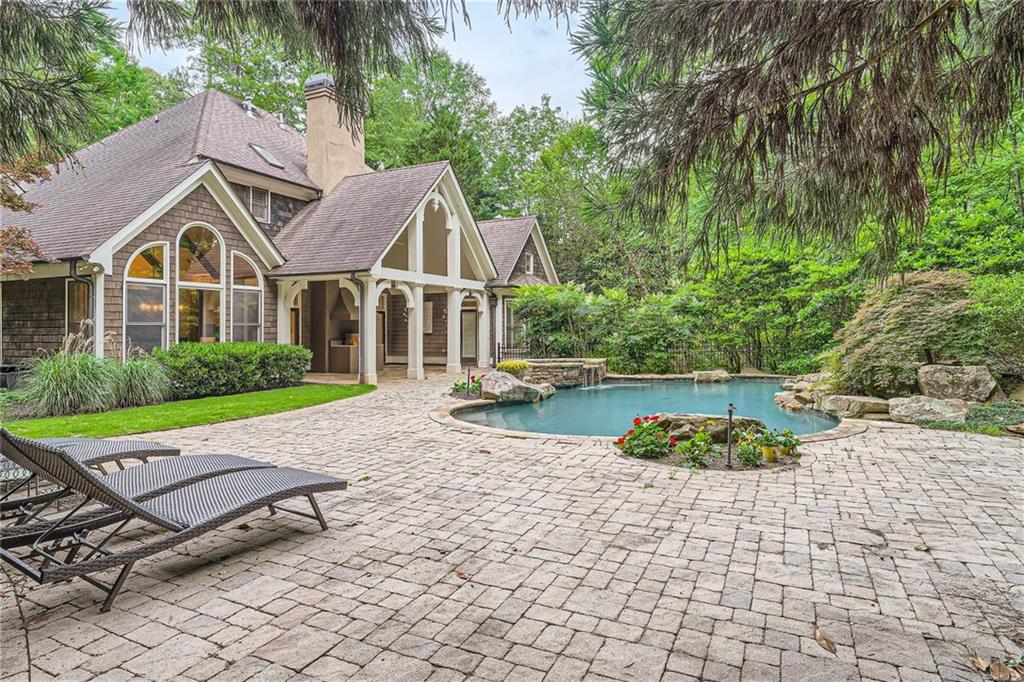 120 Charleston Circle