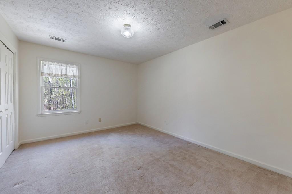 398 Hunters Court