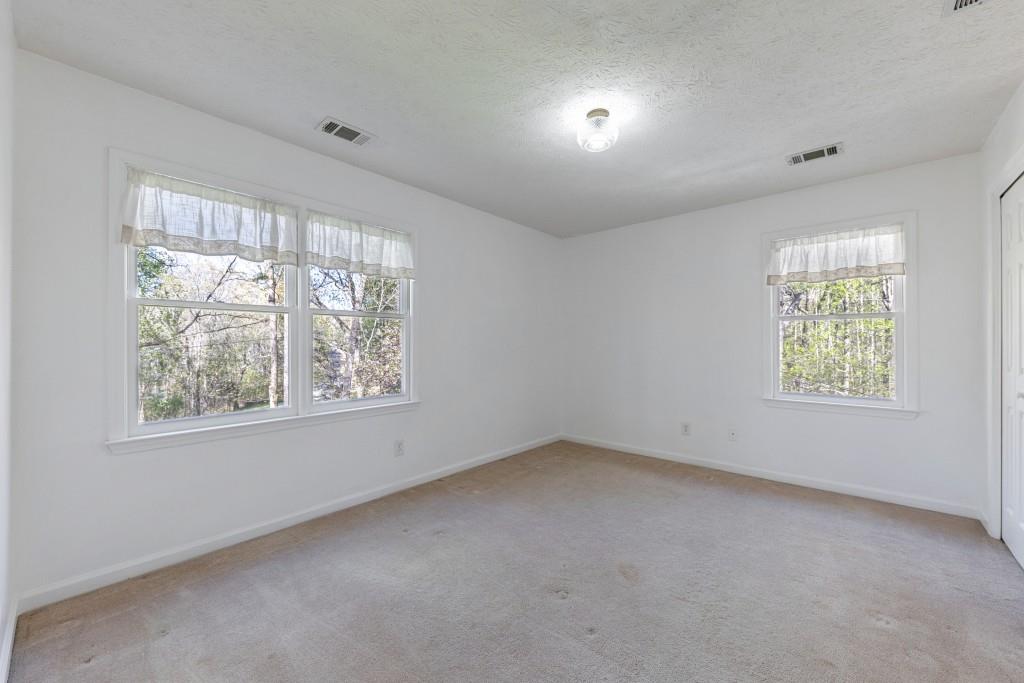 398 Hunters Court