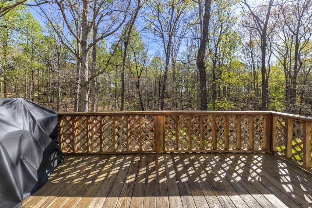398 Hunters Court