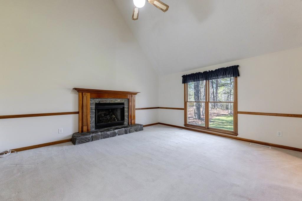 398 Hunters Court