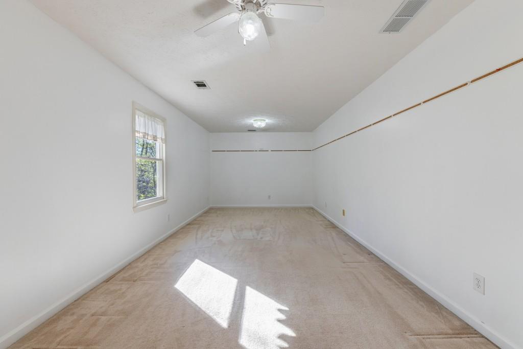 398 Hunters Court