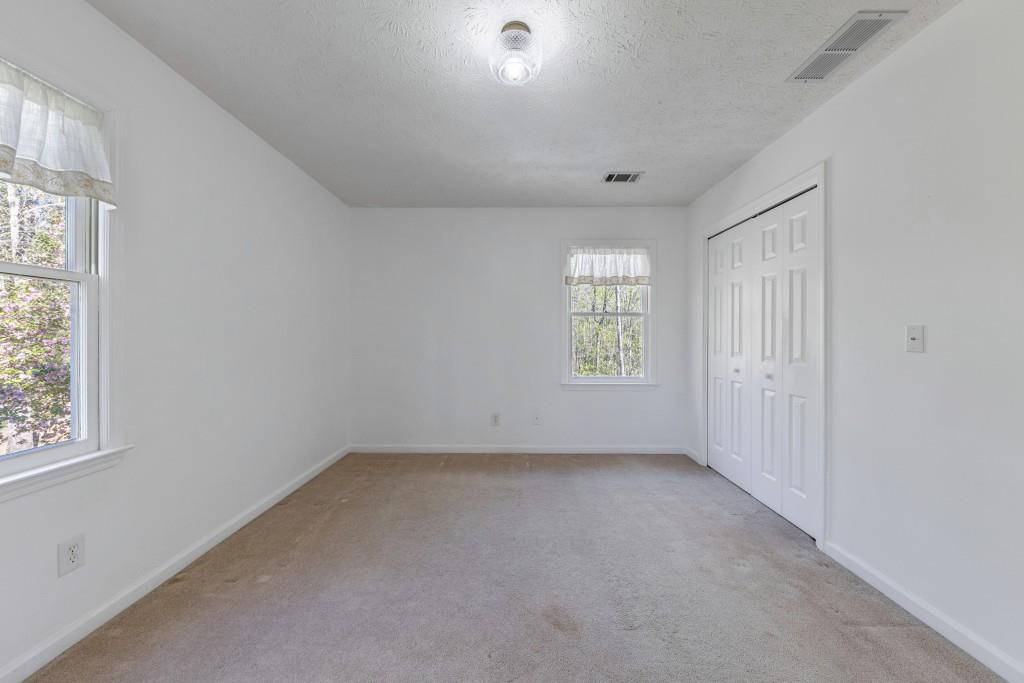 398 Hunters Court