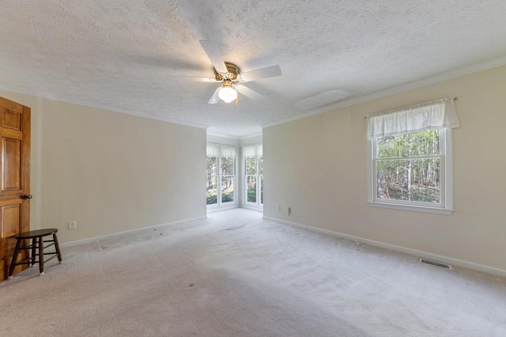 398 Hunters Court