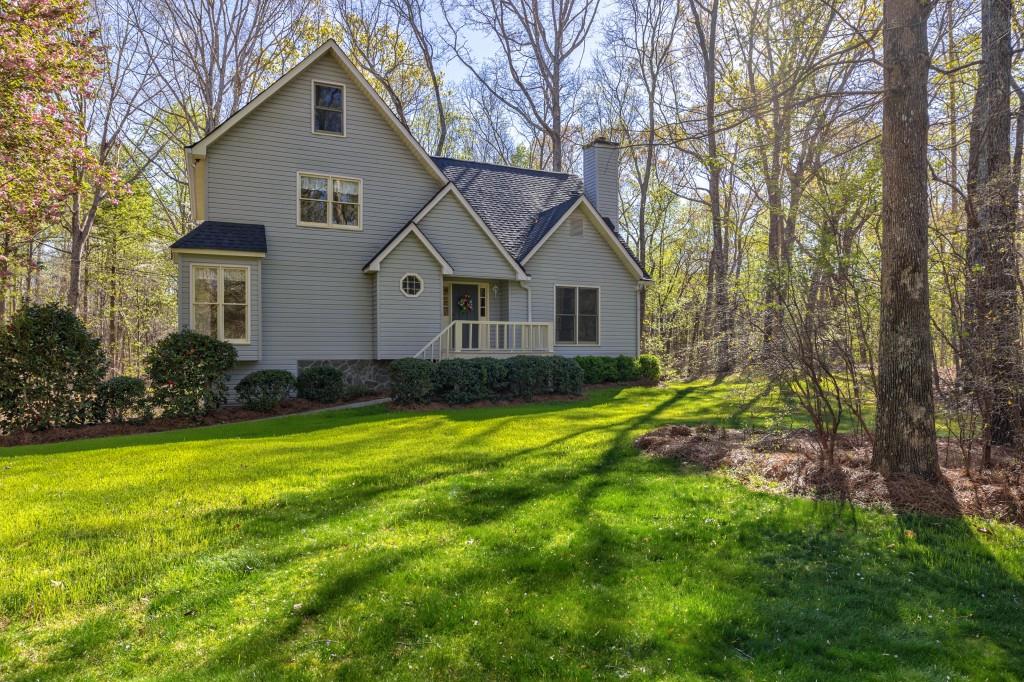 398 Hunters Court