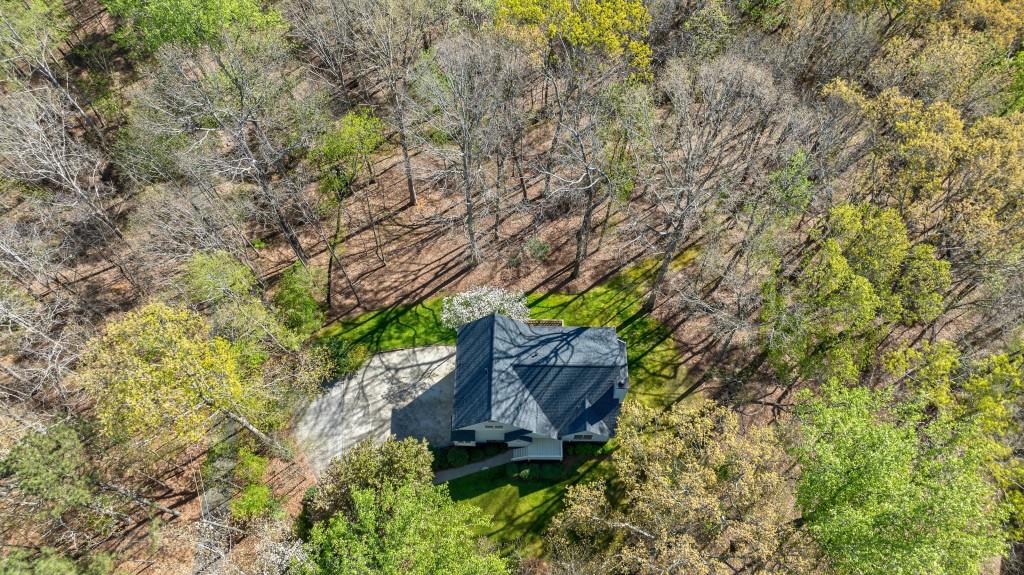 398 Hunters Court