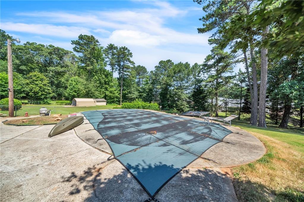 2035 Mozelle Drive