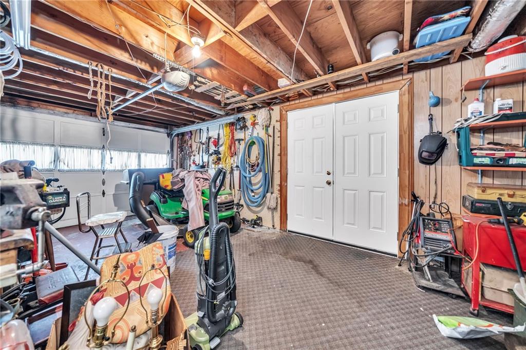 2035 Mozelle Drive