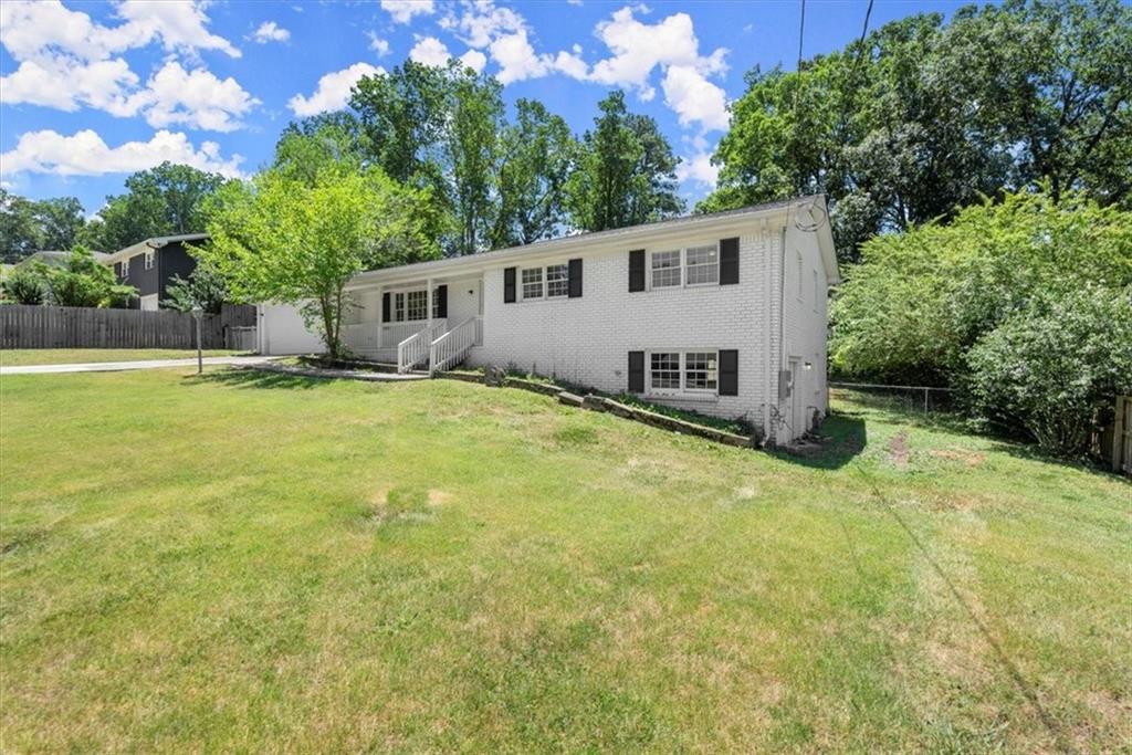 1820 Romans Drive