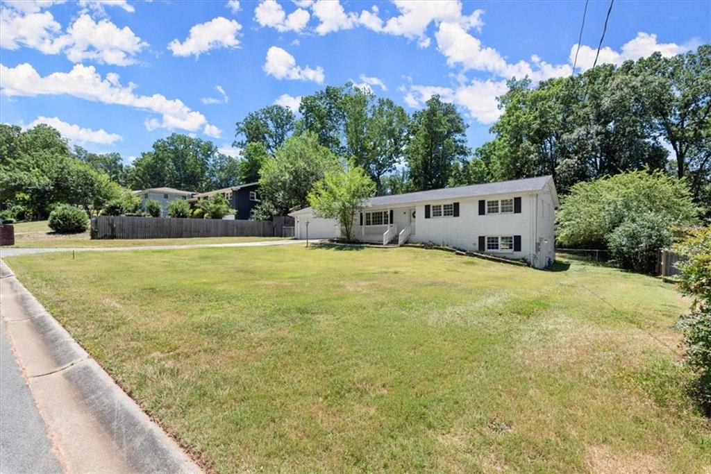 1820 Romans Drive