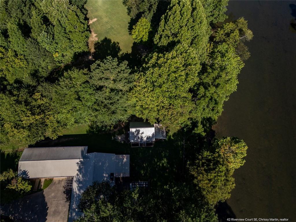 42 RIVERVIEW Court SE