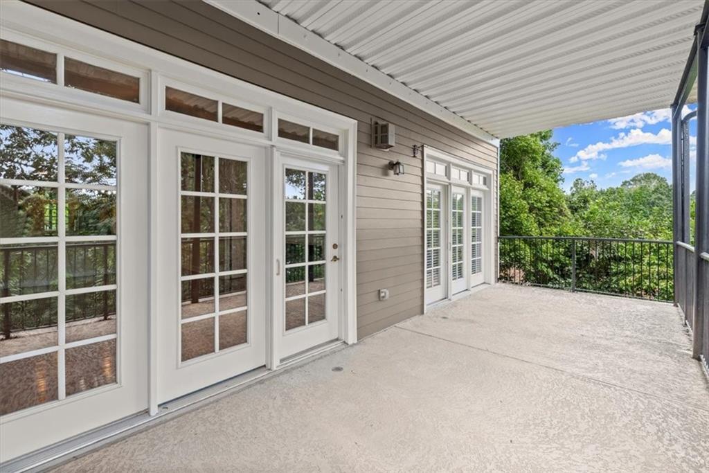 312 Creek View Lane