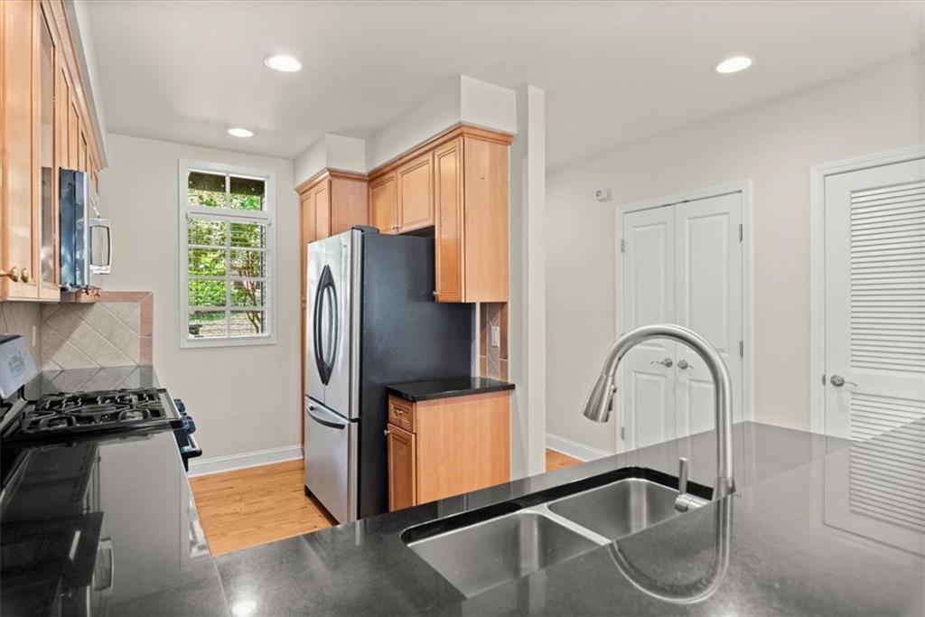 312 Creek View Lane