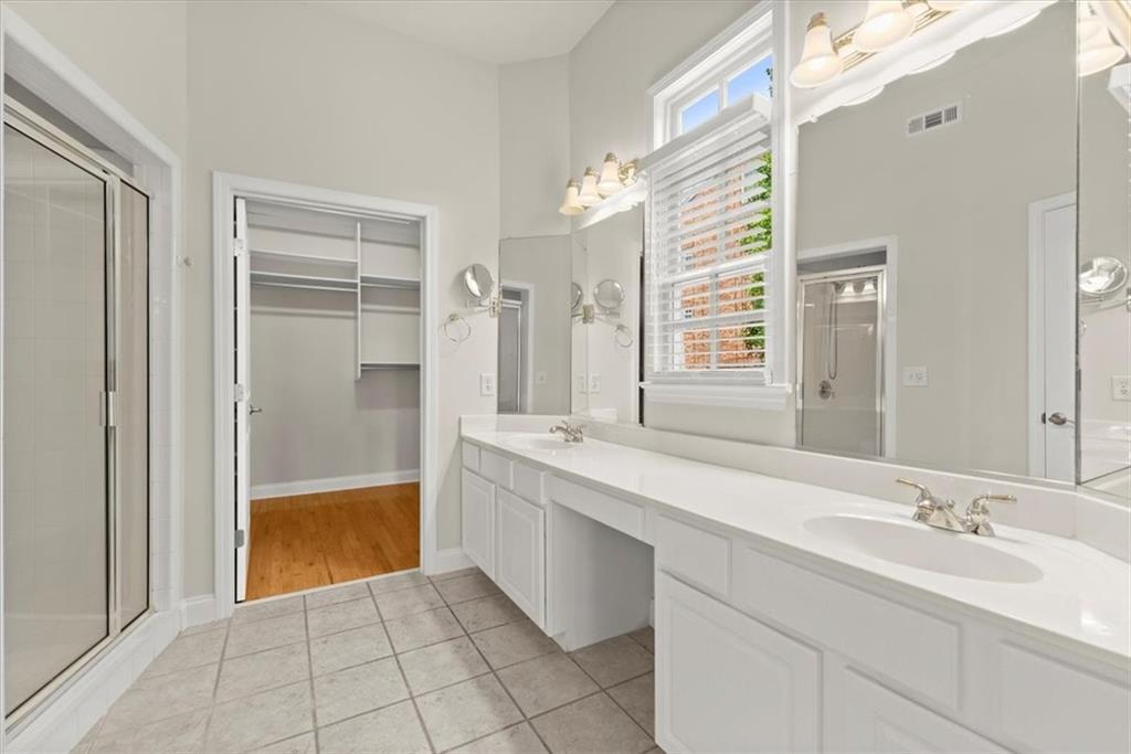 312 Creek View Lane