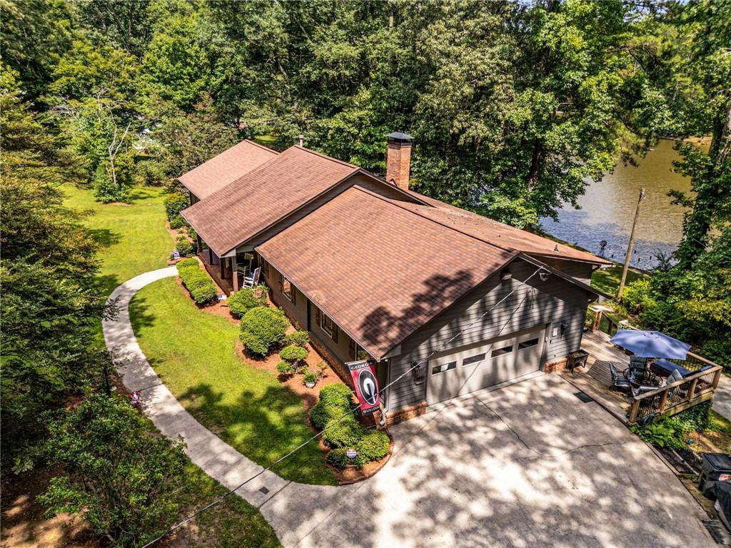 1335 Laird Road