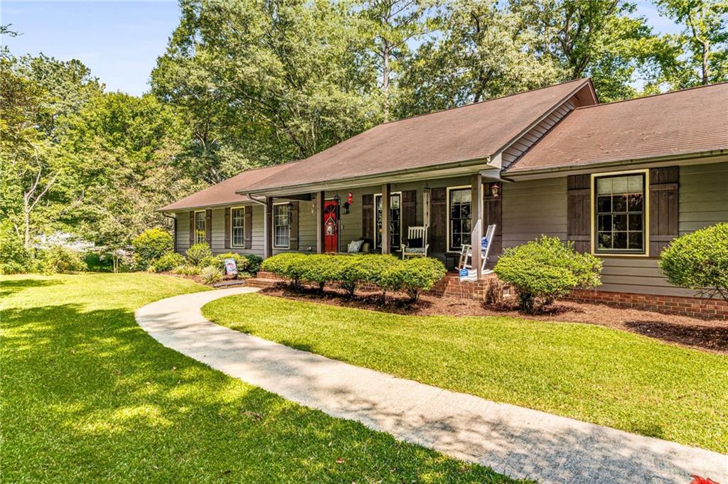 1335 Laird Road