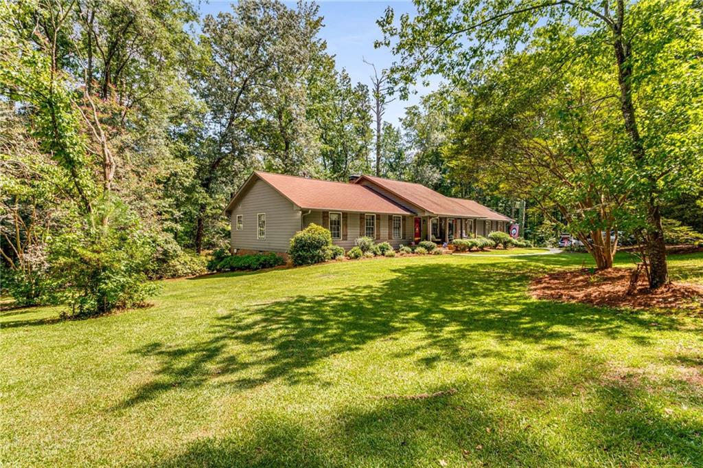 1335 Laird Road