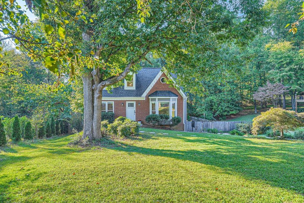 1620 Plunketts Road