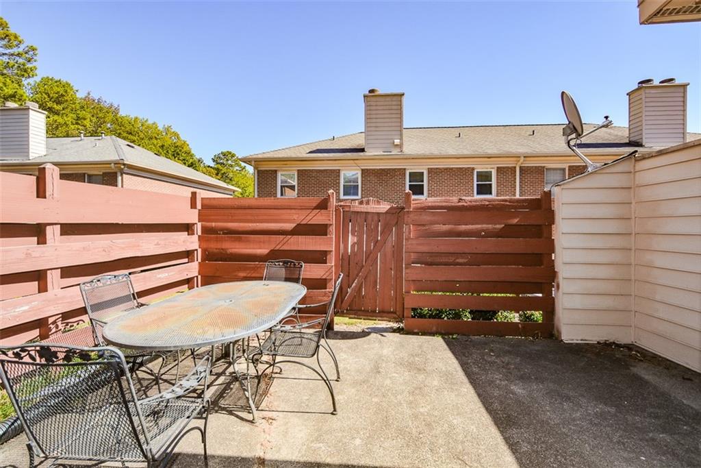 2808 Webb Bridge Road