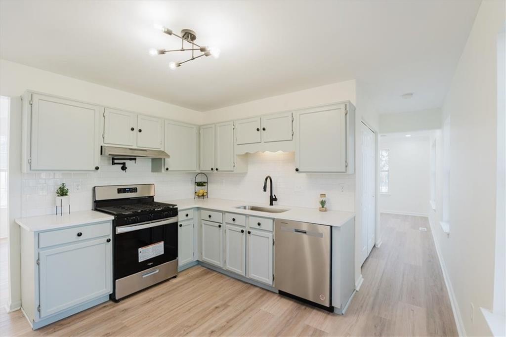 4850 Streamside Drive