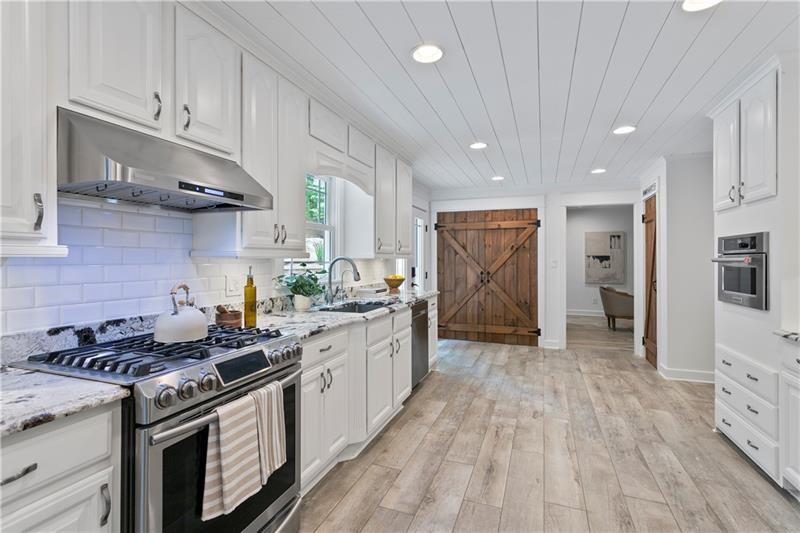 2100 Wood Court