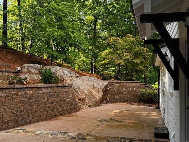 2100 Wood Court