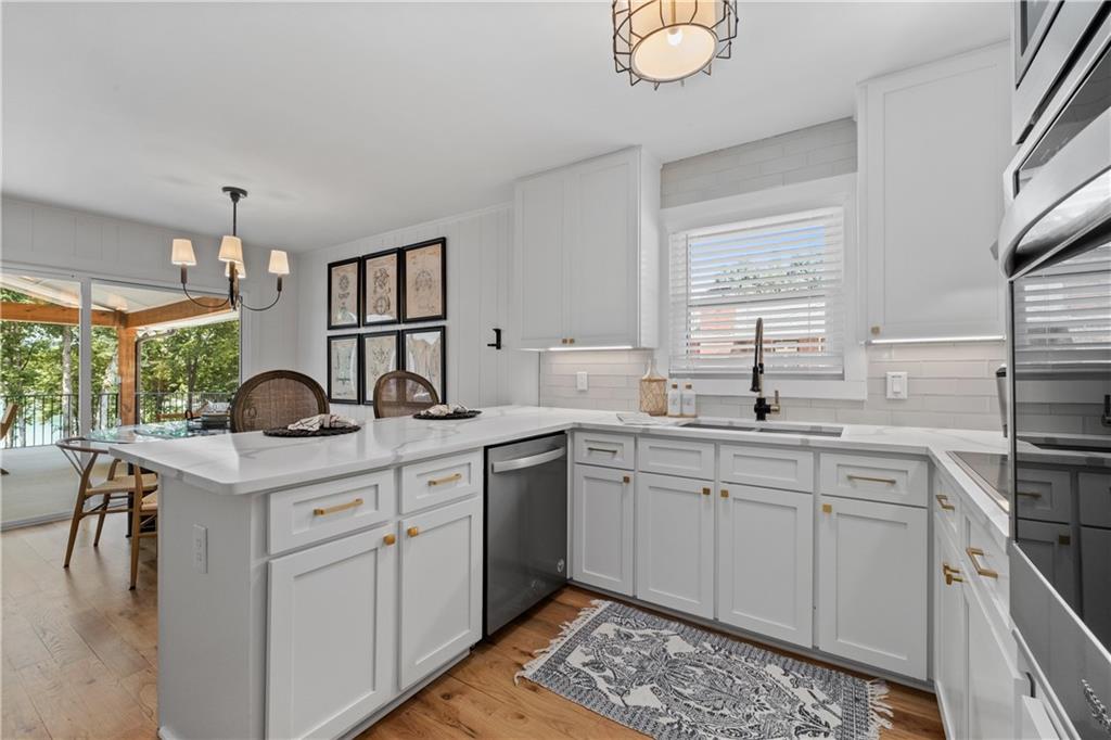 6160 Lake Lanier Heights Road