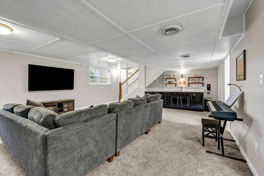 2396 Midvale Circle