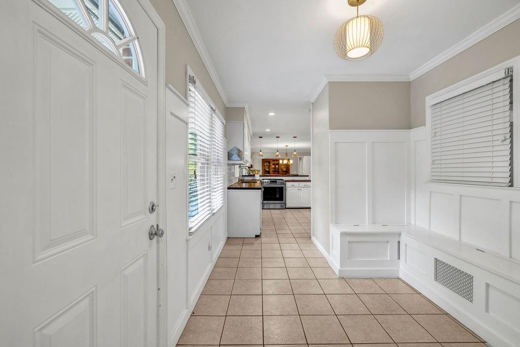 2396 Midvale Circle