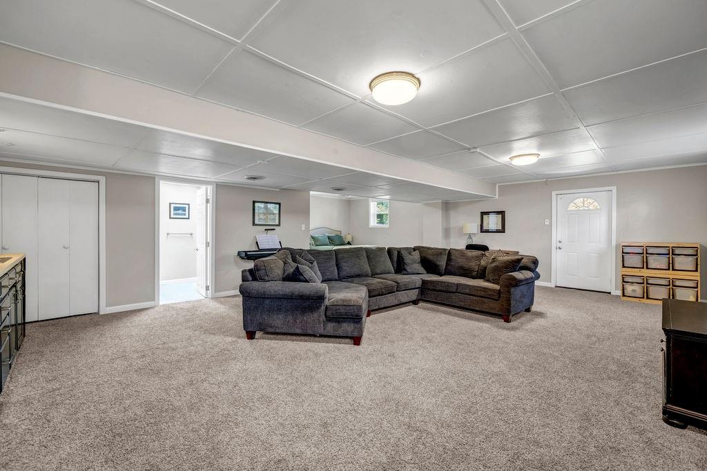 2396 Midvale Circle