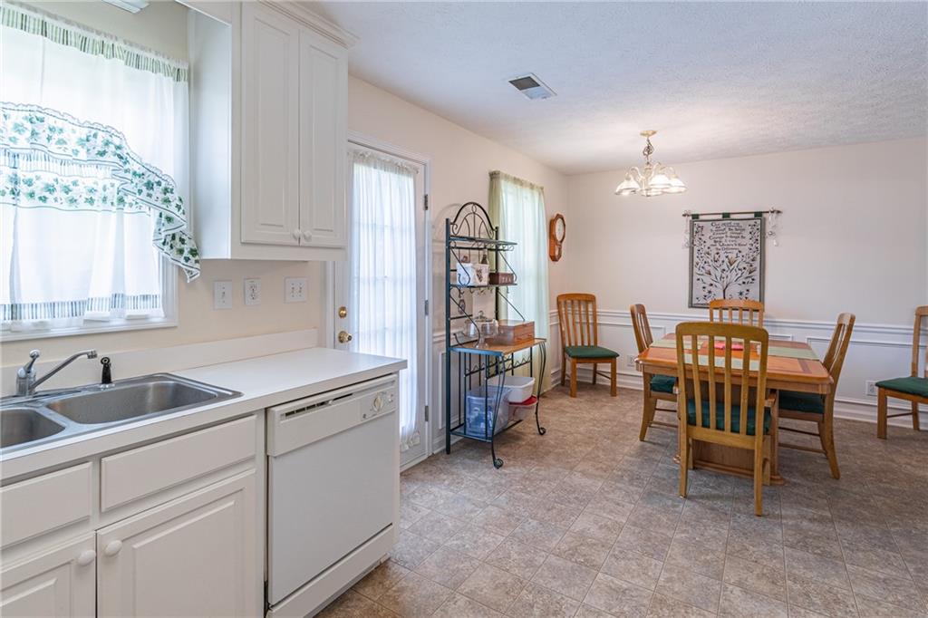 2325 Sailor Lane