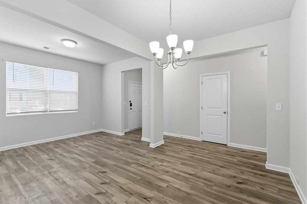 2832 Saratoga Lake View