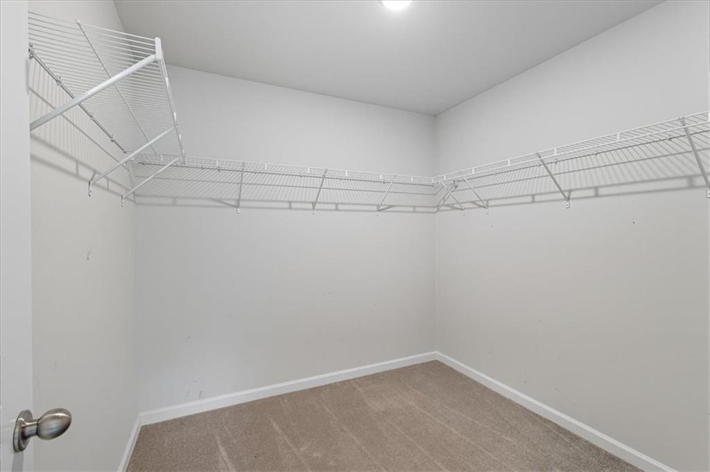 2832 Saratoga Lake View