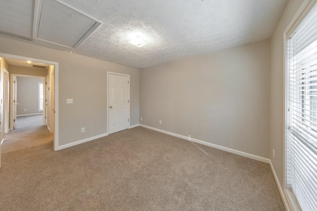 868 Ashley Crossing Lane