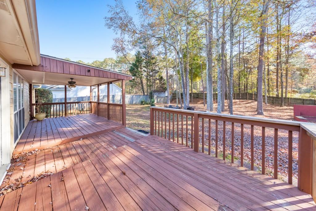 868 Ashley Crossing Lane