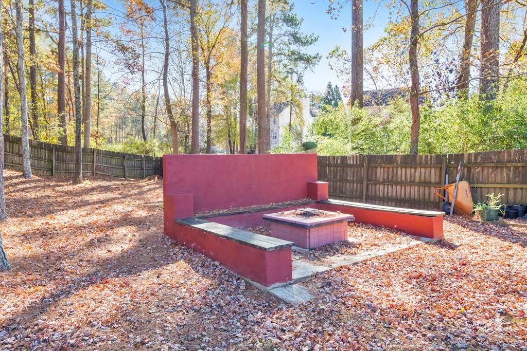 868 Ashley Crossing Lane