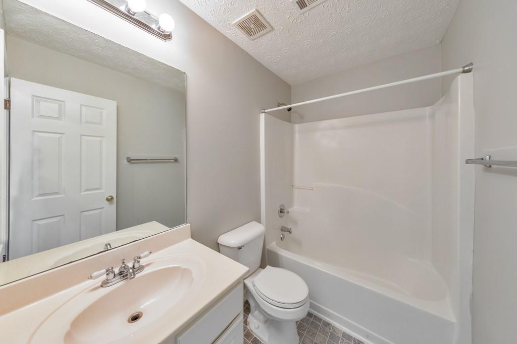 868 Ashley Crossing Lane