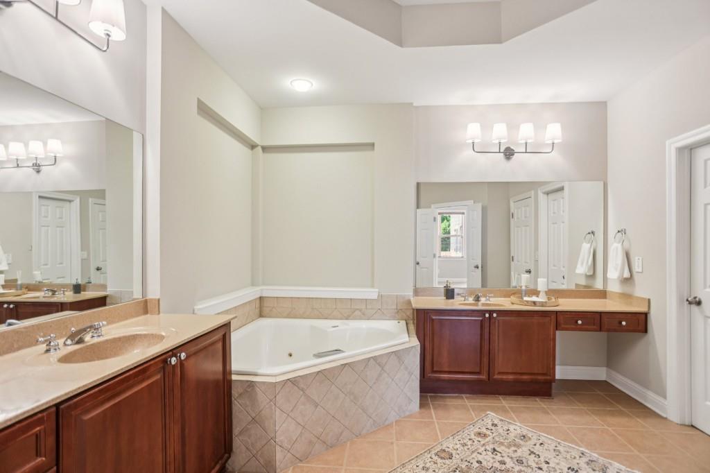 3048 Woodwalk Drive SE Unit 14
