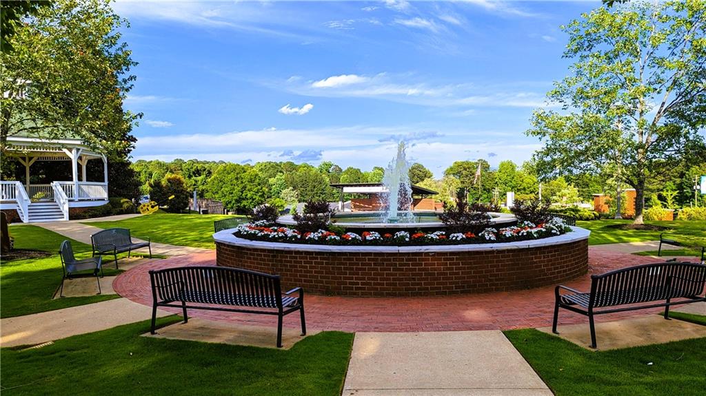 301 Hayden Circle