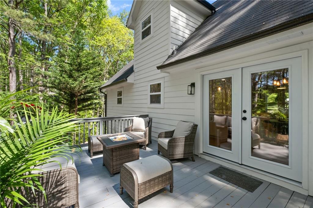 217 Holly Creek Way