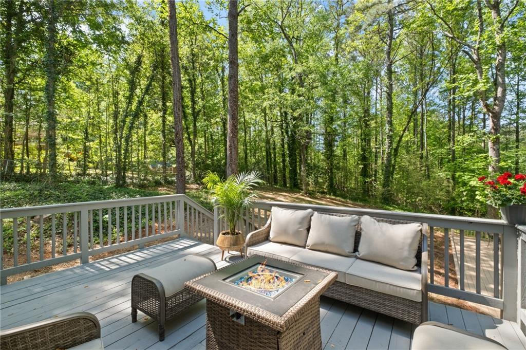 217 Holly Creek Way