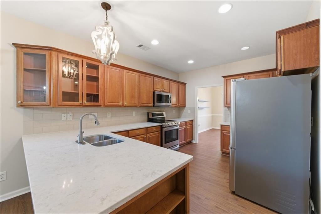 2273 Rosemoore Walk