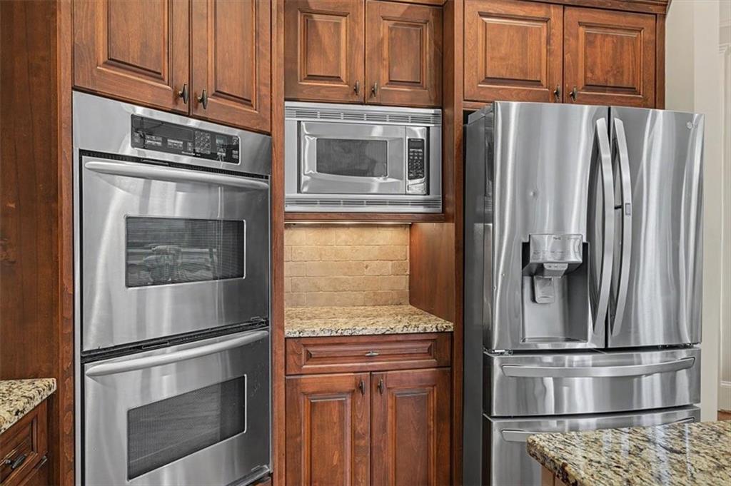 16370 Twin Ridge Trail