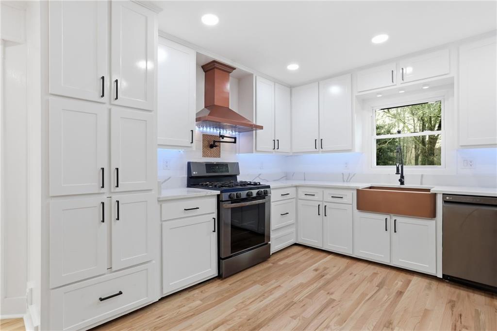 9785 La View Circle
