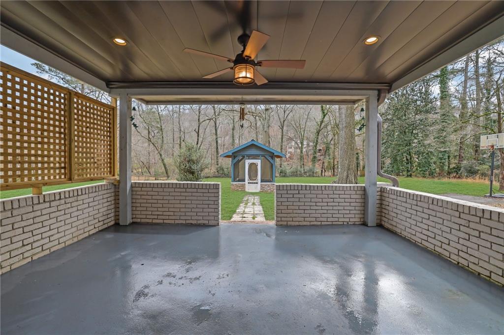 9785 La View Circle