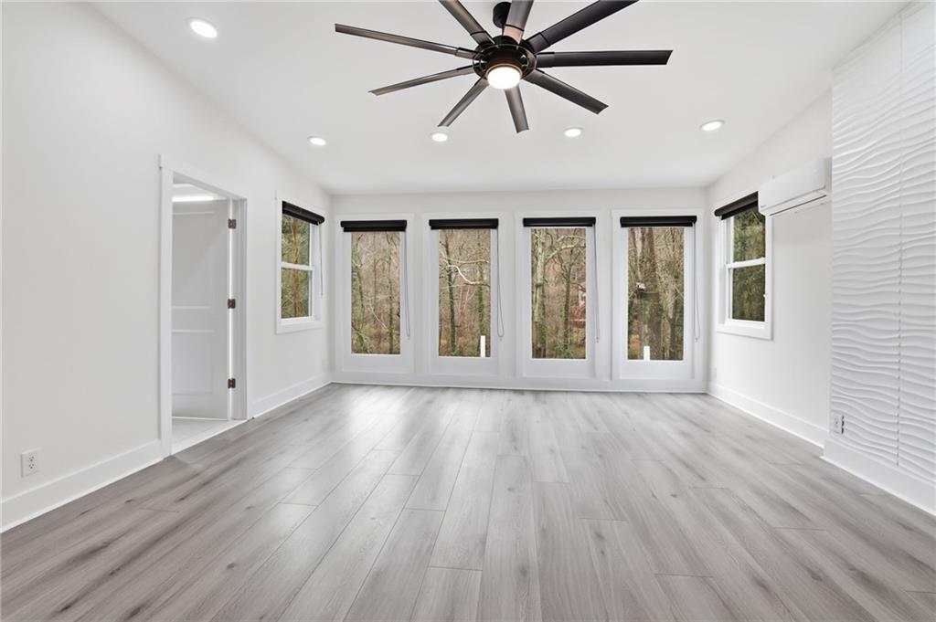 9785 La View Circle