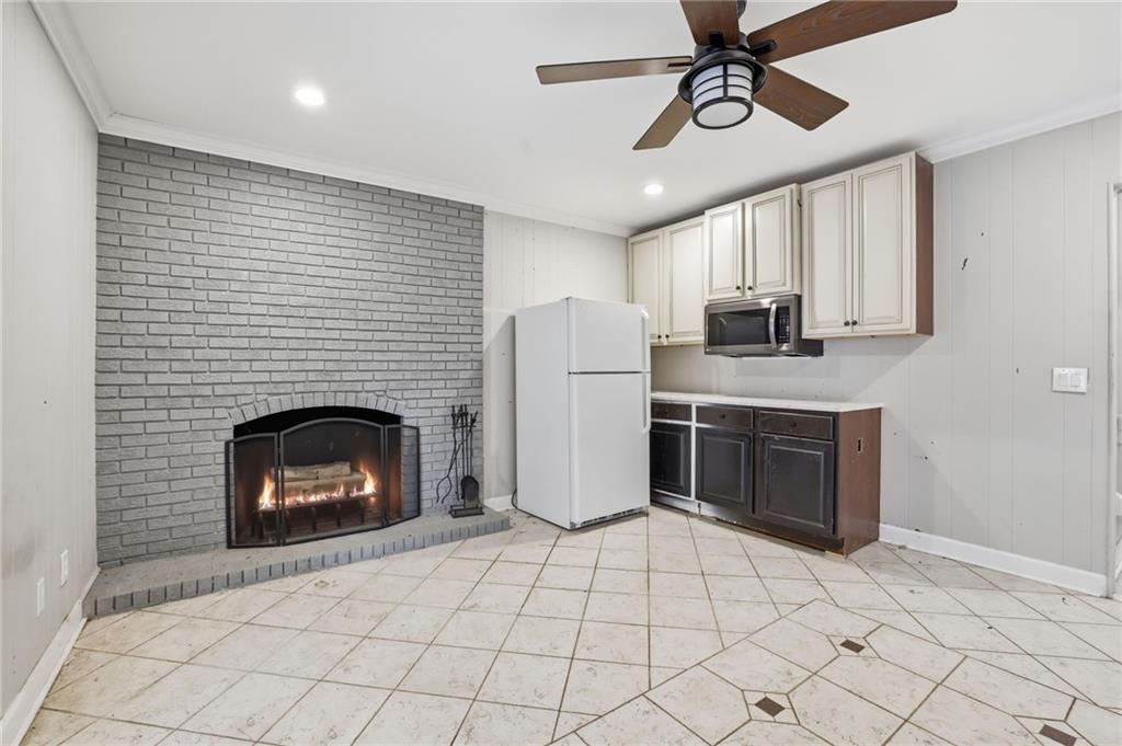 9785 La View Circle